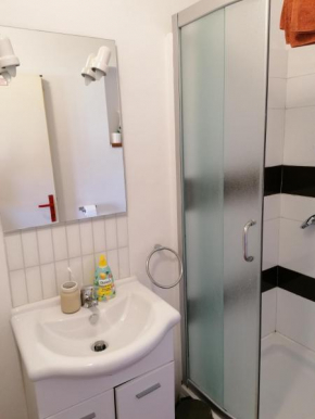 Nice studio near centar+FREE parking